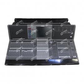 Yamaha CL5 Mixing Console